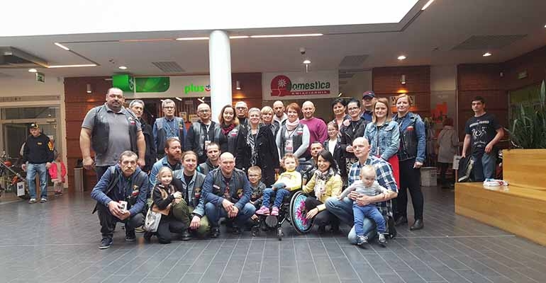 W tym roku wystawa motocykli połączona była ze zbiórką dla Magdy Namysł
