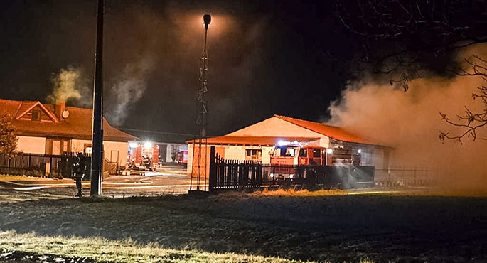 Osiem godzin walczyli z ogniem