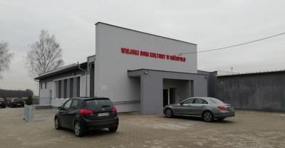 Zmodernizowana sala wiejska w Różopolu