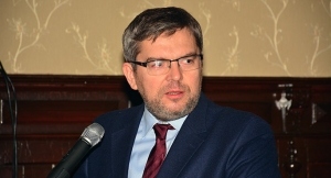 Urbaniak krytykuje plany rządzących