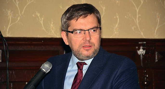 Urbaniak krytykuje plany rządzących