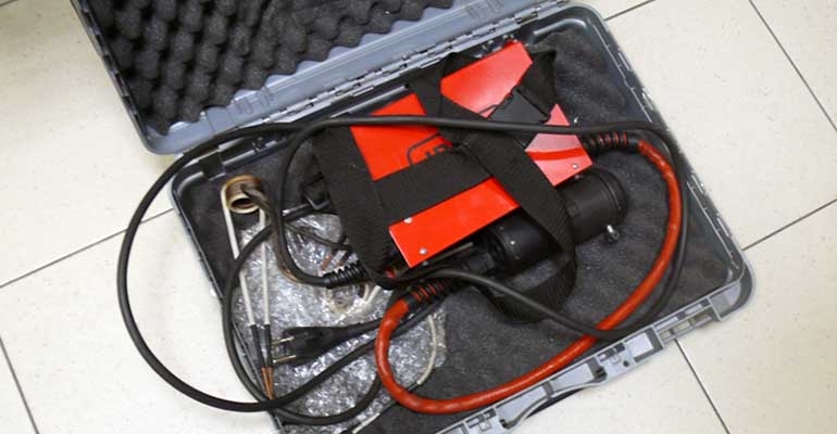 Okradli warsztat samochody