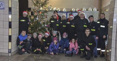 Strażackie Pogotowie św. Mikołaja - otwarta remiza[gallery]