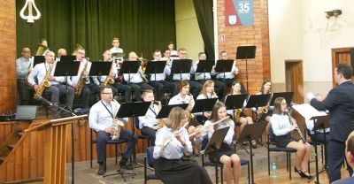 35 lat orkiestry dętej[wideo]