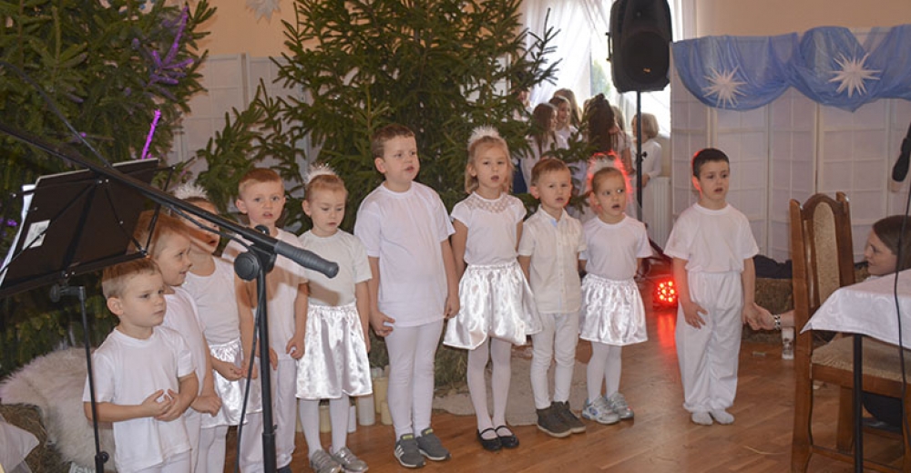 Kiermasz Świąteczny i jasełka w Świnkowie