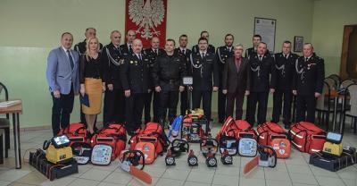 Strażacy otrzymali specjalistyczny sprzęt