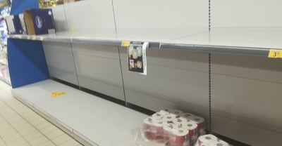 Znika żywność i… papier toaletowy