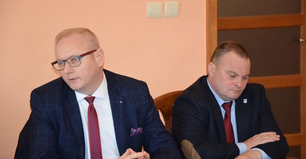 Senator proponuje zakup wozu