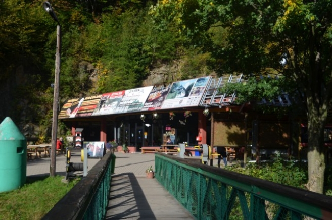 Tajemnicze podziemne fabryki 