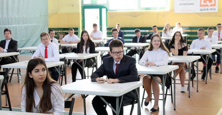 Ruszyły egzaminy gimnazjalne