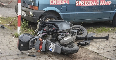 Potrącenie 60-latka na motorowerze