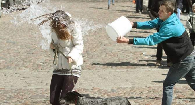 Nie wkładaj stringów  do kościoła