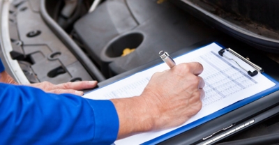 Przegląd techniczny – czyli co diagnosta sprawdzi w twoim aucie?