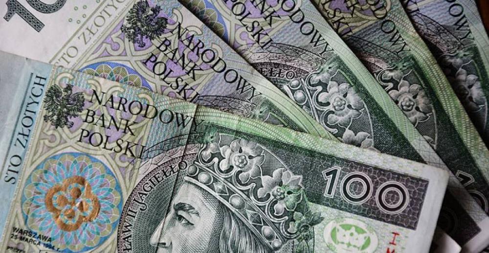 Obniżki pensji dla włodarzy w naszym powiecie