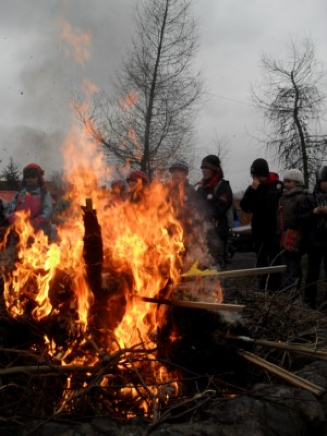 Spalili marzannę na oznakę wiosny 