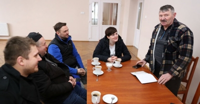 Utwardzą plac przy świetlicy