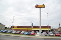 Nowa Biedronka powstała przy skrzyżowaniu ul. Polnej i Ostrowskiej