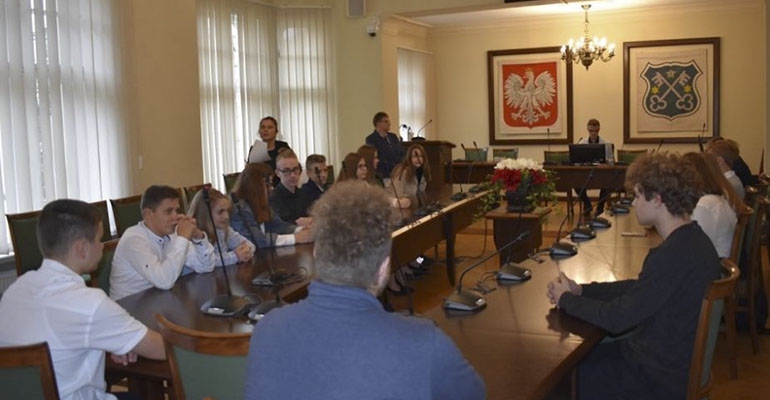 Nowa młodzież w samorządzie