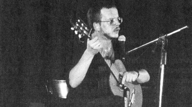 Przykład Jacka Kaczmarskiego potwierdza regułę, że wielcy artyści są często mańkutami