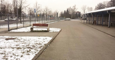 Ta targowiska przy Witosa sprzedaż auto