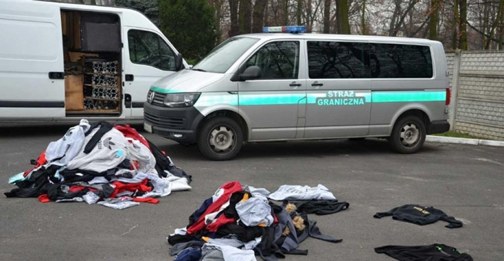 Bułgar i podrobiona odzież