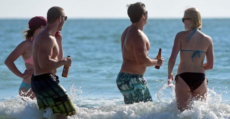 Alkohol sprawia, że sygnały z organizmu (np. o przegraniu), nie docierają do naszej świadomości