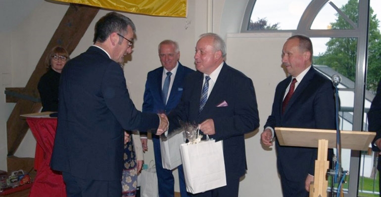 Delegacje przekazały sobie upominki