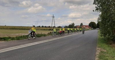 Seniorzy na rowerach