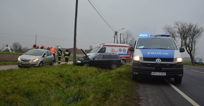 Zderzenie tira z osobówką