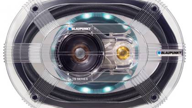 Głośniki TS mają satysfakcjonować i melomanów i miłośników nowoczesnego wzornictwa