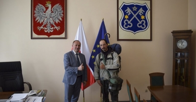 854 dni w podróży[wideo]