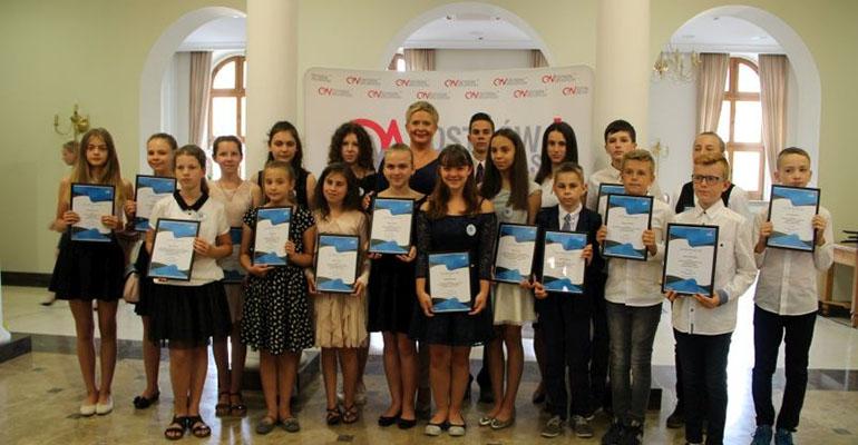 Najlepsi uczniowie odebrali gratulacje od prezydenta miasta