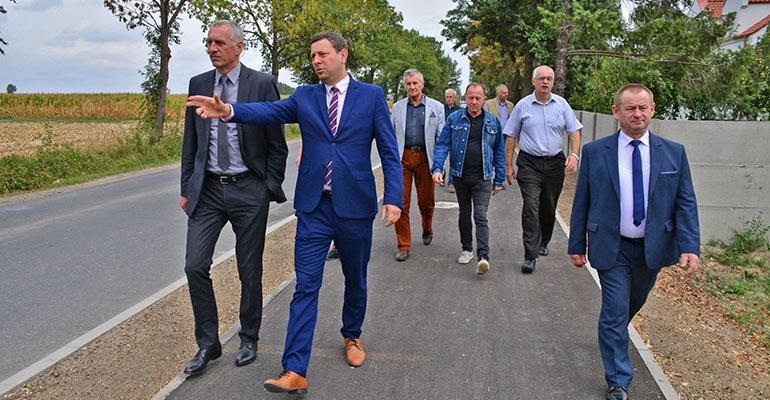 Ścieżką połączyli Baszków z Bestwinem