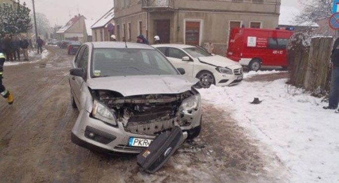 Zderzenie na skrzyżowaniu