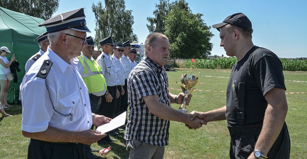 VII Powiatowe Zawody Sikawek Konnych