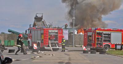 Wielki pożar śmieci[gallery][wideo]