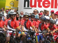 Kolarze z Biadek na starcie wyścigu