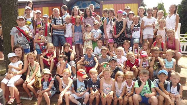 Stowarzyszenie „Szansa” z Krotoszyna działa aktywnie, na powyższym zdjęciu z uczestnikami projektu „Street Working”