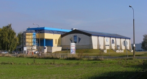 Woda na pływalni jest badana często, a wyniki są w normie