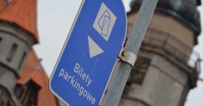 Zmiany w strefie płatnego parkowania. Będzie taniej