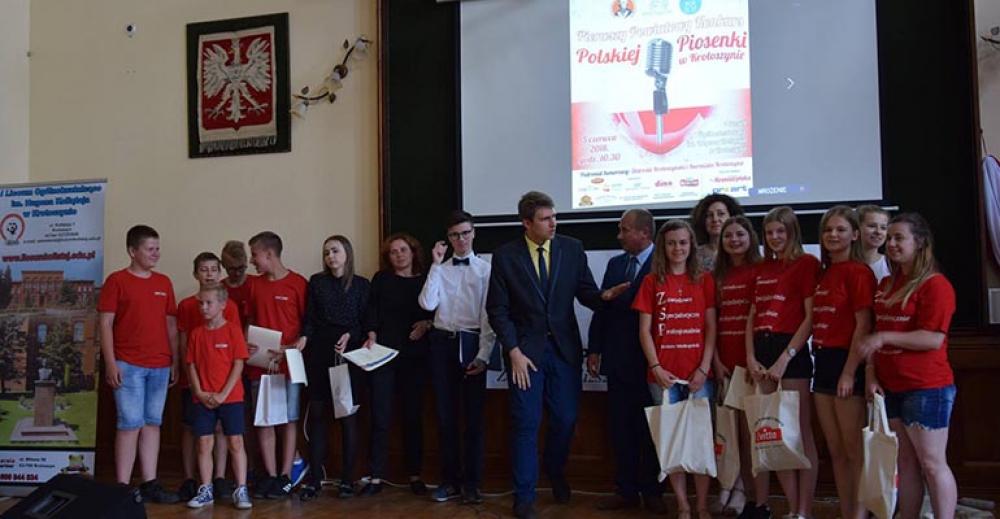 Pierwszy konkurs polskiej piosenki