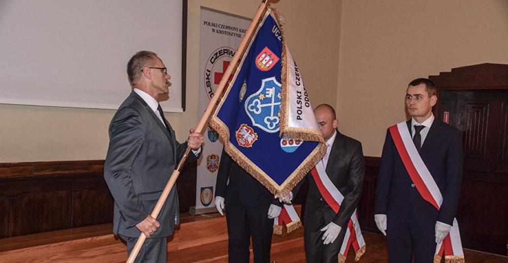 Nowy sztandar dla PCK