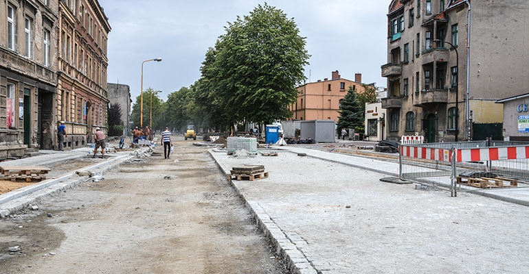 Prace na alejach wciąż trwają