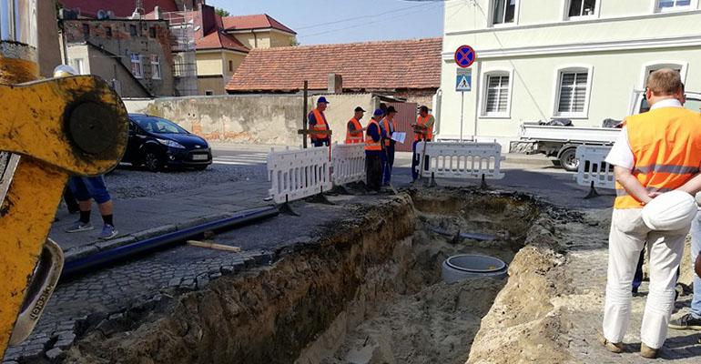Modernizują aleje Powstańców Wlkp.
