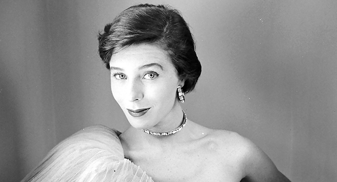 TO ONA wyznaczyła kanony