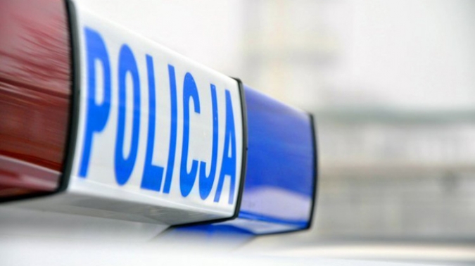 Wyjechała z podporządkowanej i potrąciła pieszą