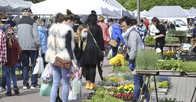 Zamknęli, odwołali i znów zamknęli