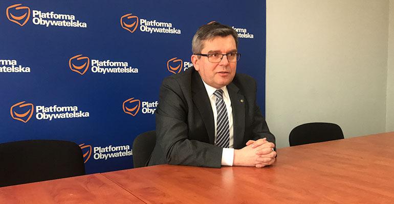 Posseł przestrzegał przez populizmem