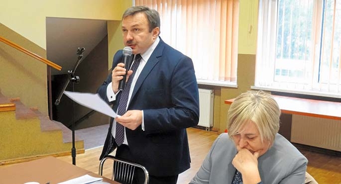 Drogi, place zabaw, remonty i imprezy